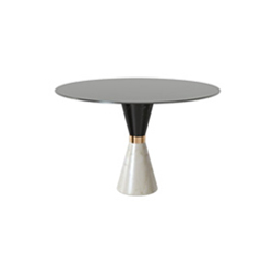 维尼餐桌 Vinicius Dining Table