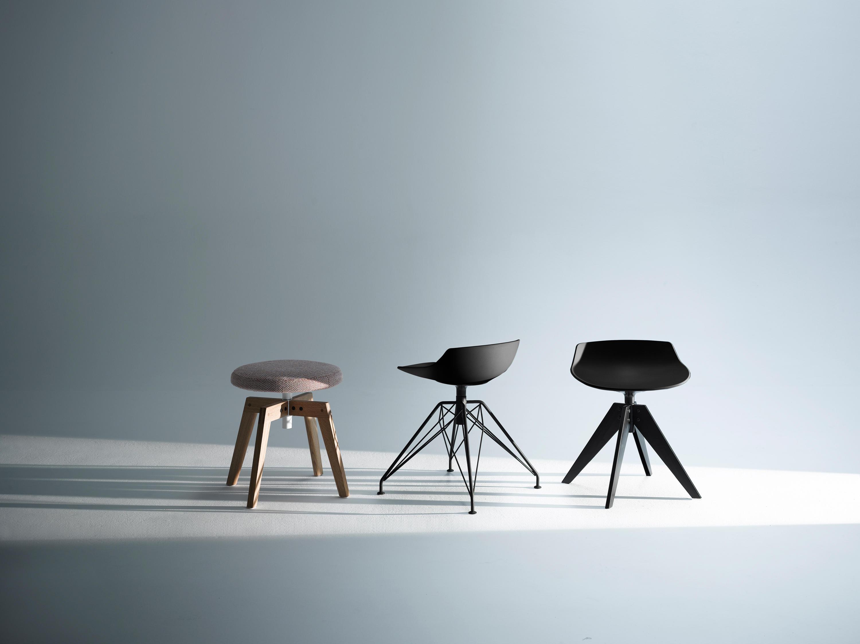 创意家具 - 坐具|吧椅/凳子|办公家具|设计师家具|FLOW STOOL  矮凳